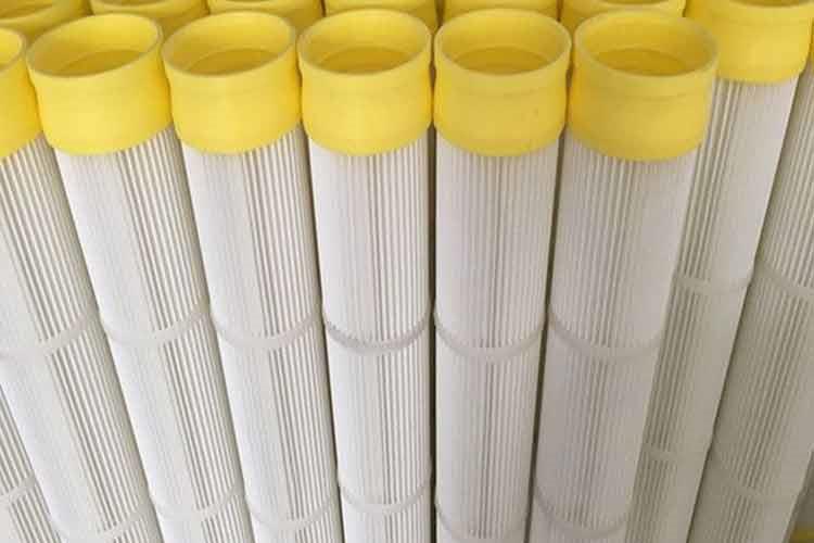 气压太小是绝对震打不干净自洁式OD在线体育网表面的积粉的，在滤芯强度承受能力允许的情况下，震打气压越大越好