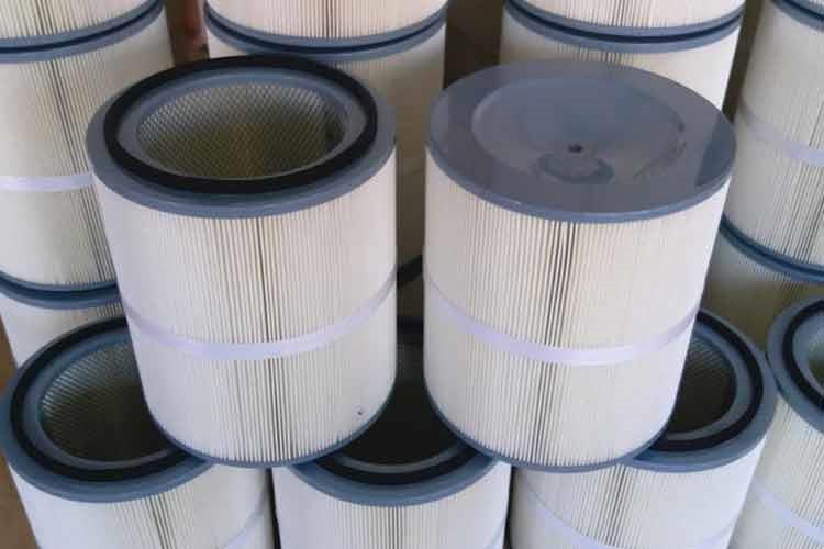 卡盘式OD在线体育网管路系统与该喷吹安装组件结构的结合，使脉冲喷吹清灰时气流分布均匀，提高了清灰效率