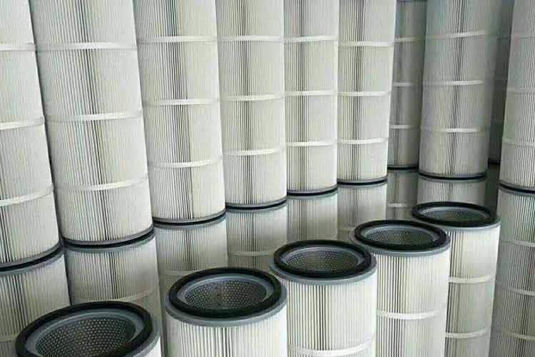 喷砂机OD在线体育网适于中小除尘系统非粘性、低浓度、粒粗粉尘除尘用，也适于一些老式袋除尘器的改造用