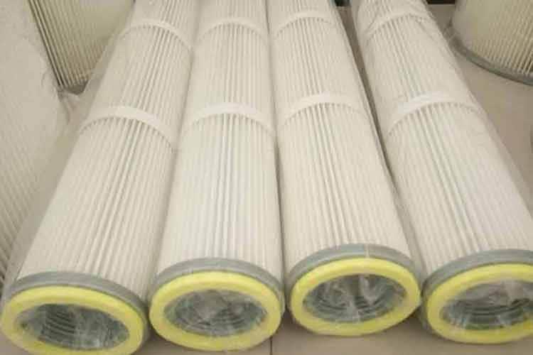 在任何情形下，均不容许高效OD在线体育网操作人员将未熄火的香烟或其它燃烧着的物品抛入粉尘控制的吸风罩或风管中