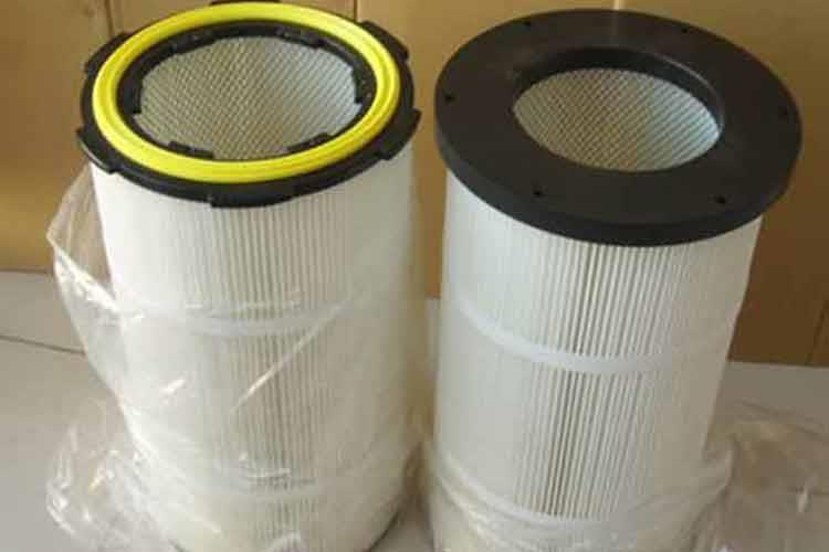 OD在线体育网工作环境湿度的考虑，如果环境湿度较大，容易引起粉尘吸潮，这时可考虑选择具有防水功能的滤材